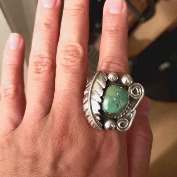Vintage Sterling Silver Turquoise Ring